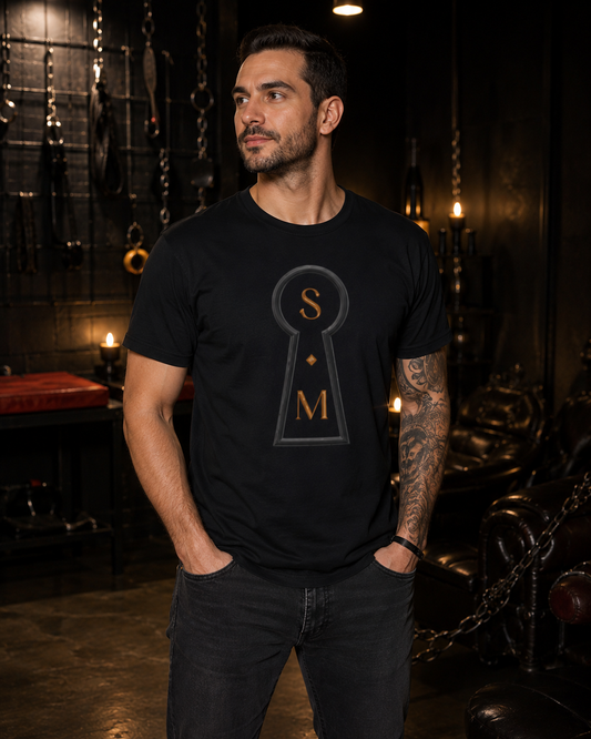 Keyhole Monogram Tee – D•S Minimalist Logo T‑Shirt